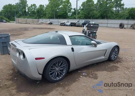 2005 Chevrolet Corvette from USA, damaged, VIN 1G1YY24U755115105